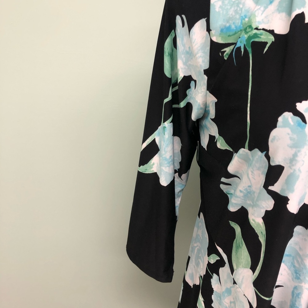 INC | Women’s Floral Wrap Dress | Size MP - Picture 3 of 4